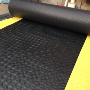 Anti-Static Mat With Warning Edge